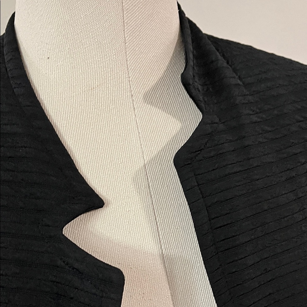 Chic Black Women's Cardigan - Picture 5 of 7
